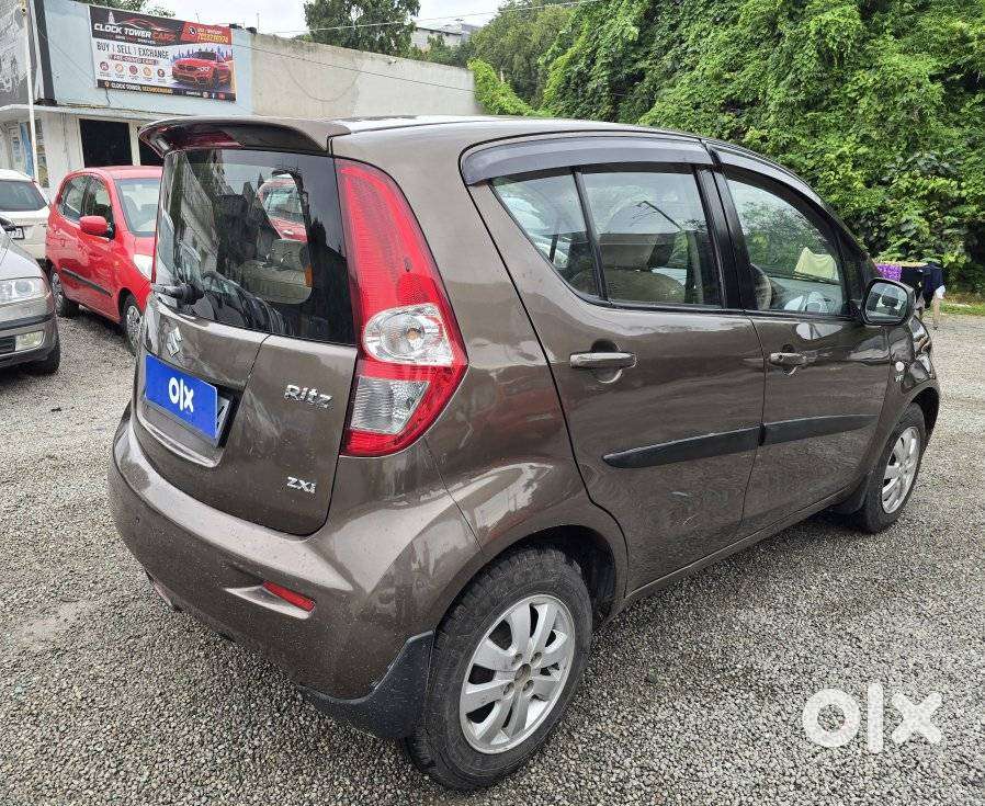 Maruti Suzuki Ritz Zxi, 2013, Petrol