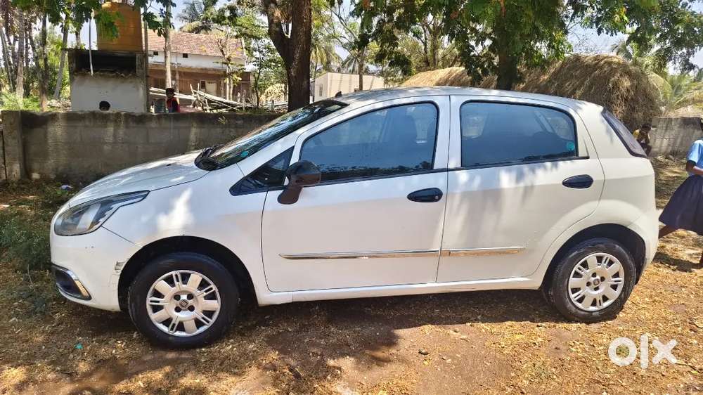 Fiat Punto Evo 2015 Diesel 72000 Km Driven