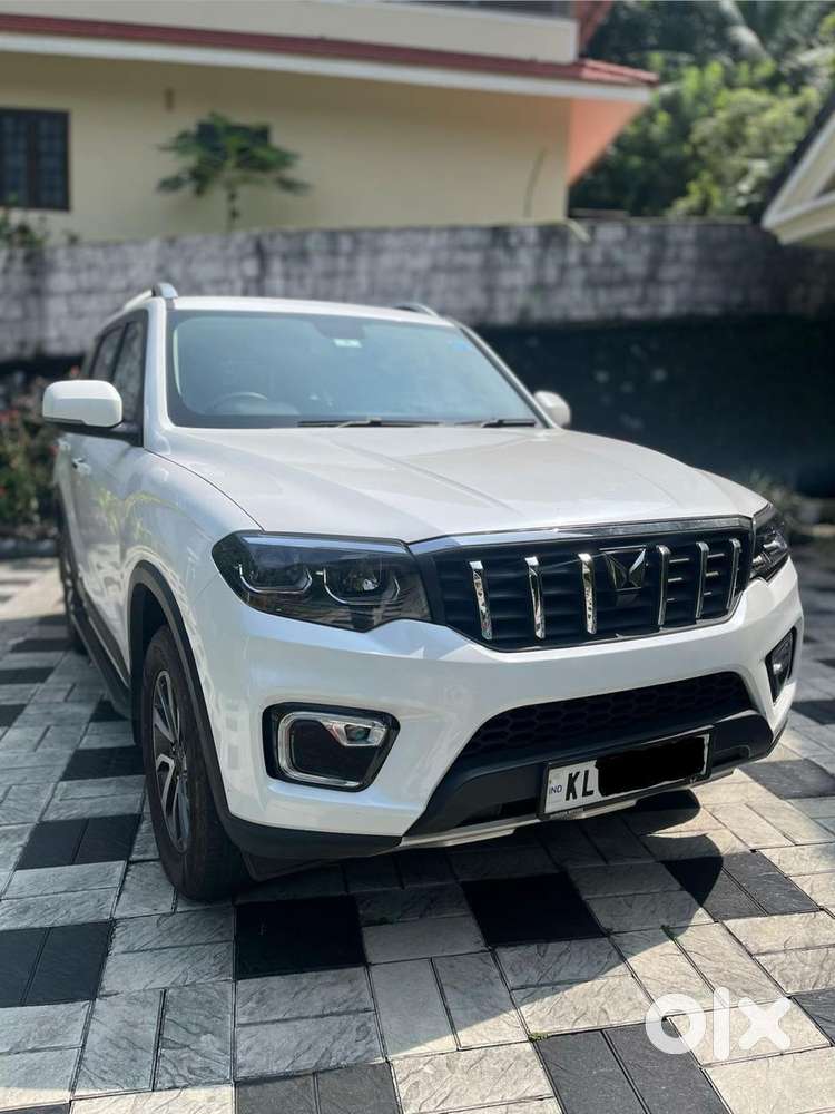 Mahindra Scorpio N Z8 Petrol At 7 Str, 2023, Petrol