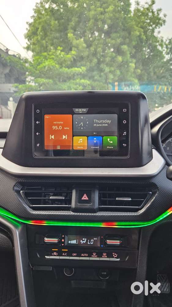 Maruti Suzuki Brezza 1.5 Vxi Cng, 2023, Cng & Hybrids