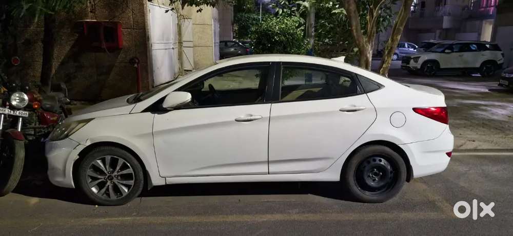 Hyundai Fluidic Verna 2014 Petrol 50000 Km Driven