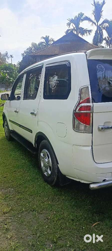 Mahindra Xylo 2015
