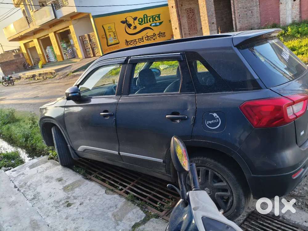 Vitara Brezza 2020 Oct Petrol