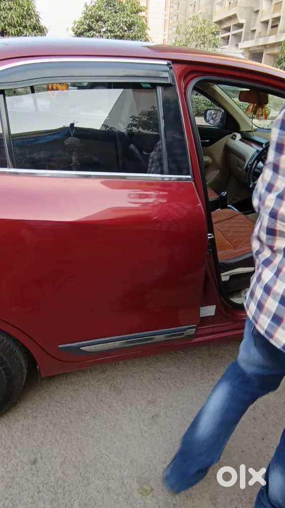 Maruti Suzuki Dzire 2017 Diesel 105000 Km Driven