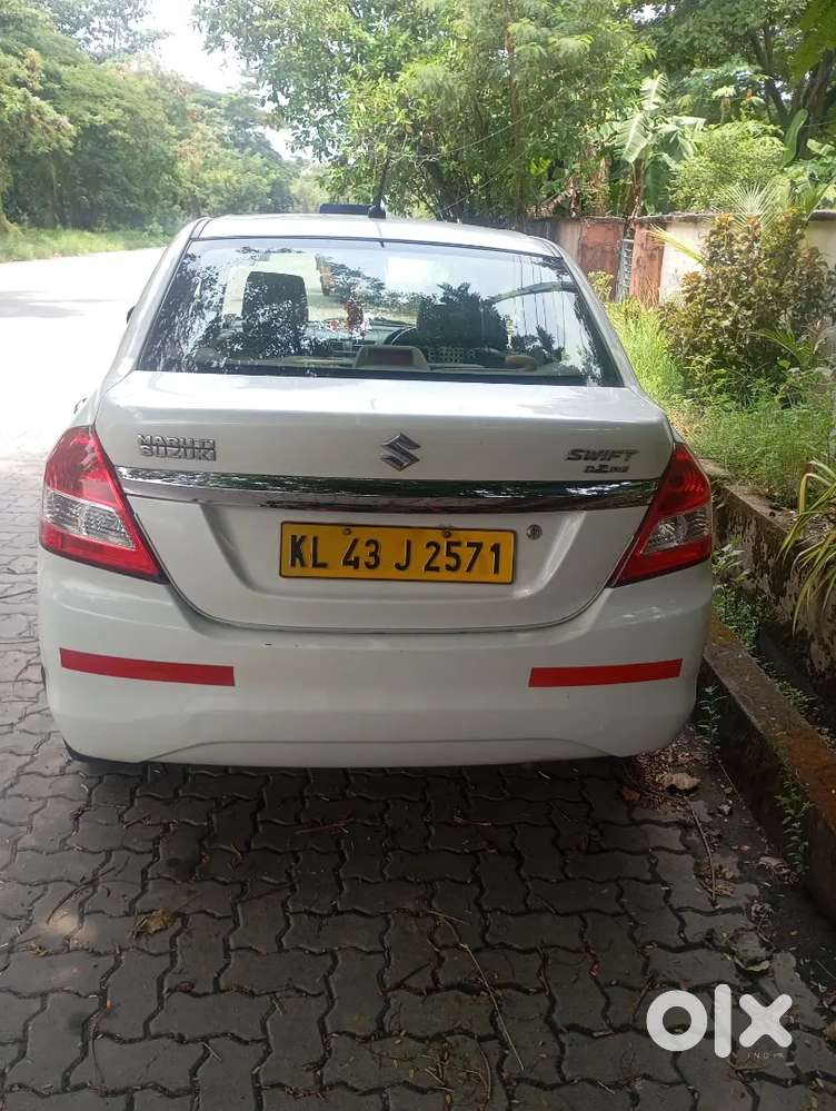 Maruti Suzuki Dzire 2016 Diesel 232500 Km Driven