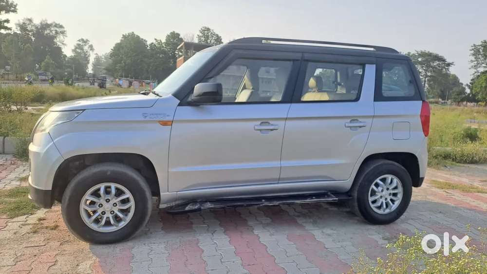 Mahindra Tuv 300 Mhawk100 T8 Dual Tone, 2017, Diesel