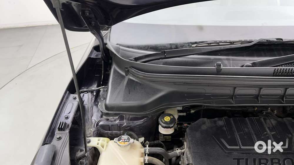 Kia Carens 1.5 Luxury Plus Turbo Dct 7 Str, 2023, Petrol
