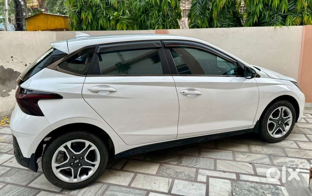 Hyundai I20 - In Warranty | 2024 Dec | 25k | Petrol