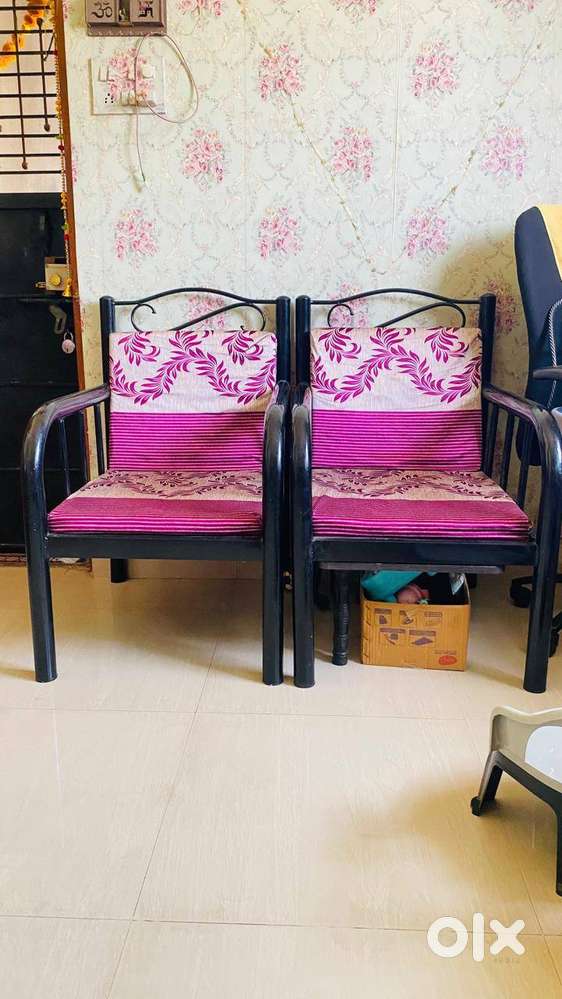 Metal sofa chair in very good condition