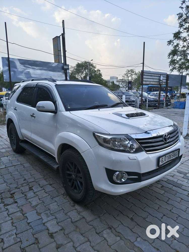Toyota Fortuner 3.0 4x2 Automatic, 2015, Diesel