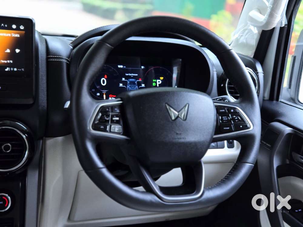 Mahindra Thar Roxx Ax7 L Diesel At 2wd, 2025, Diesel