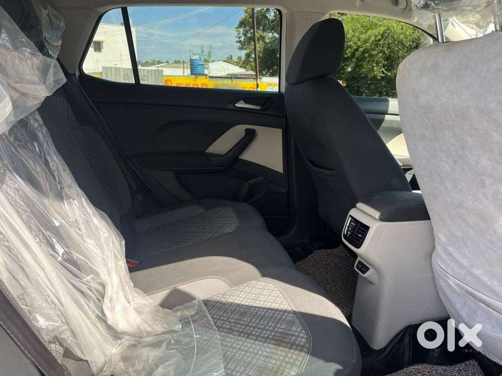 Volkswagen Taigun 1.0 Tsi Highline At, 2022, Petrol