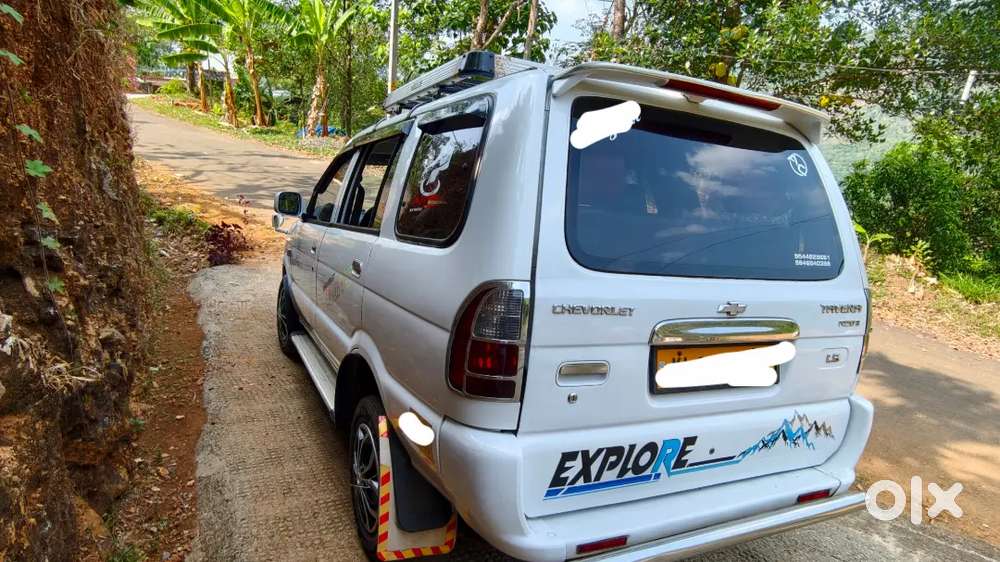 Chevrolet Tavera 2012