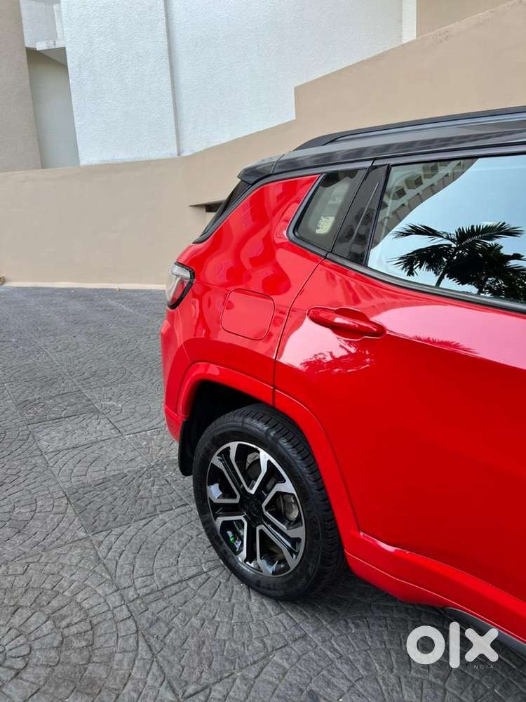 Jeep Compass Model S(o) 4x4 - No Accidents, No Scratch, Mint Condition