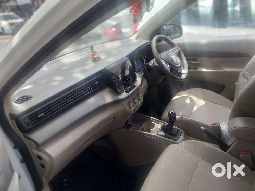 Maruti Suzuki Ertiga Vxi Shvs, 2025, Cng & Hybrids