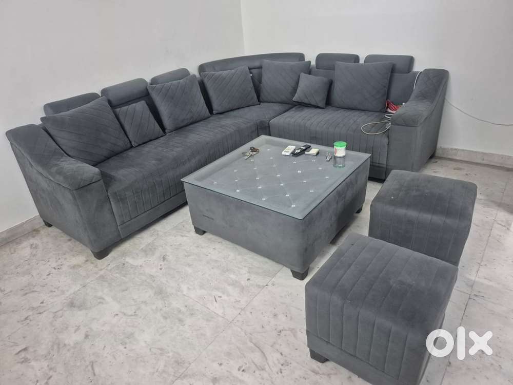 7 Seater sofa brand new condition 9 months old