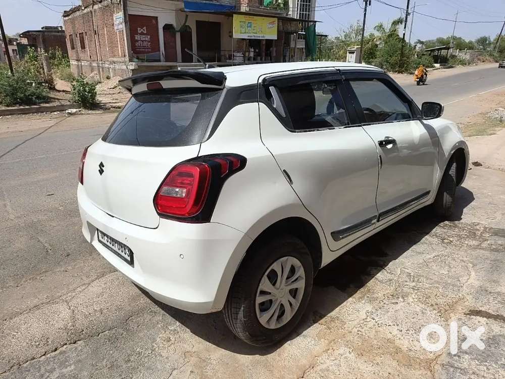 Maruti Suzuki Swift 2020 Petrol 61500 Km Driven