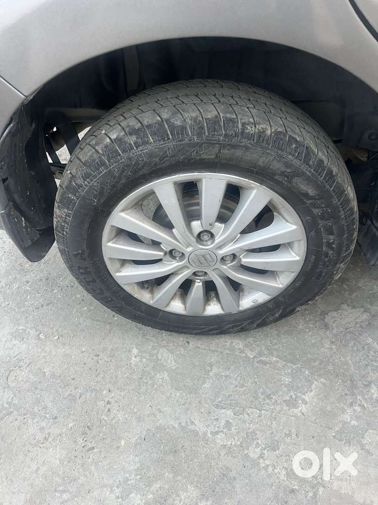 Maruti Suzuki Swift Lxi Optional-o, 2019, Petrol