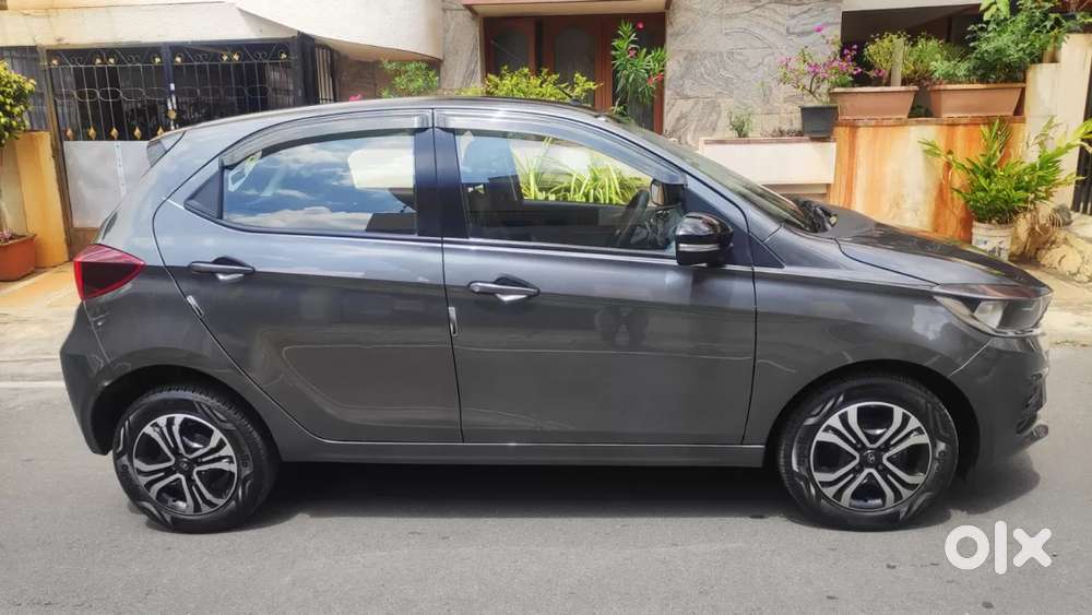 Tata Tiago 1.2 Revotron Xta, 2024, Petrol
