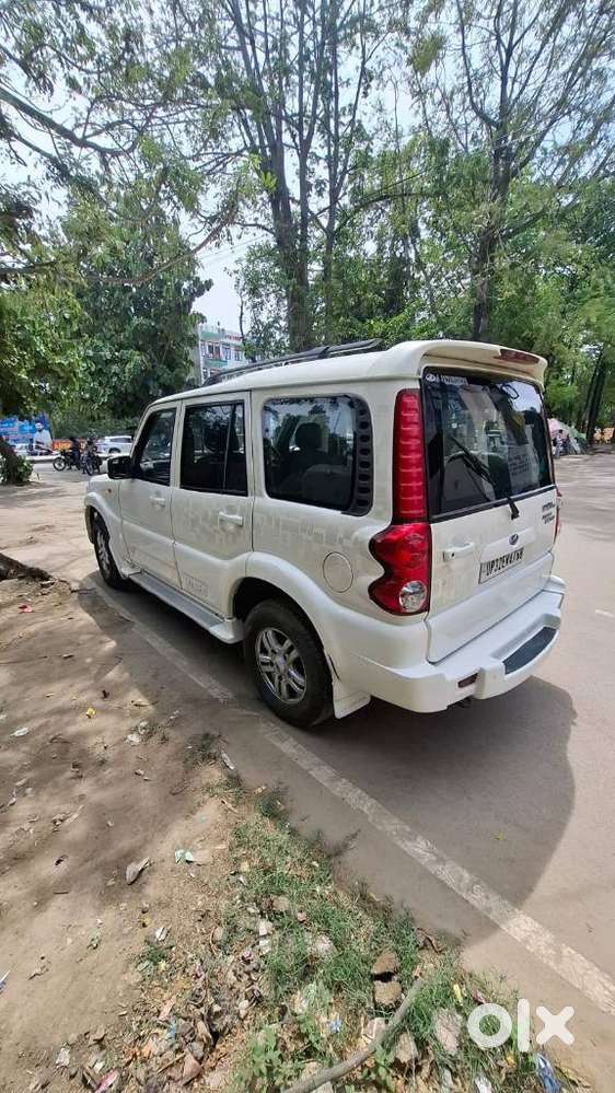 Mahindra Scorpio Vlx At 2.2 Mhawk Bsiii, 2013, Diesel