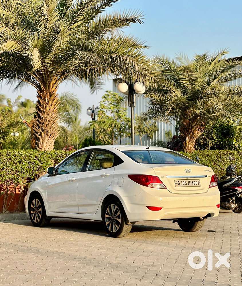 Hyundai Fluidic Verna 1.6 Vtvt S(o), 2014, Petrol