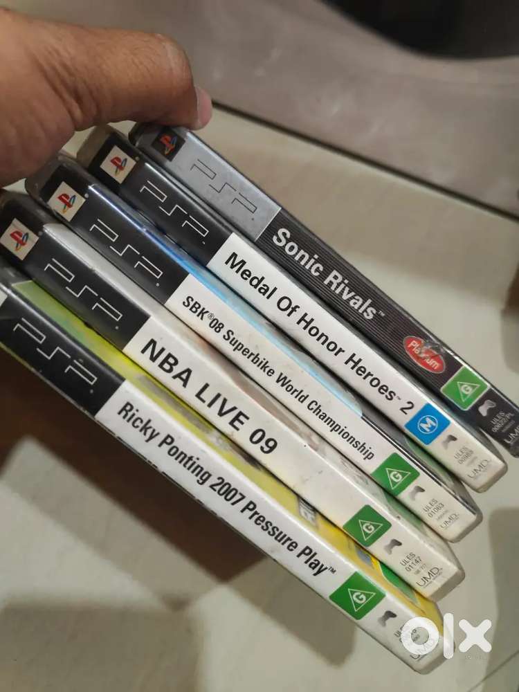 Selling my Sony PSP game collection.