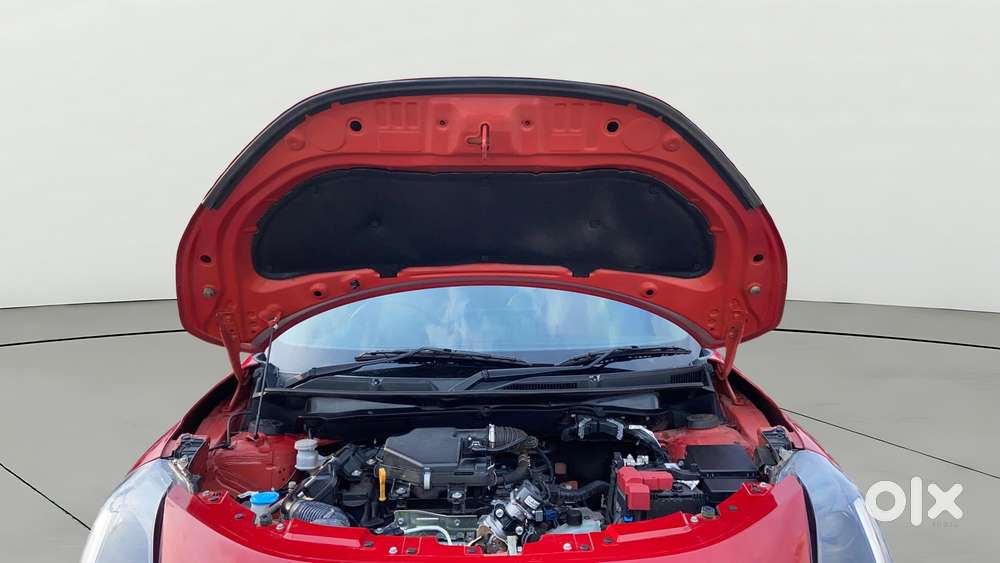 Maruti Suzuki Swift 1.2 Vxi (o), 2024, Petrol