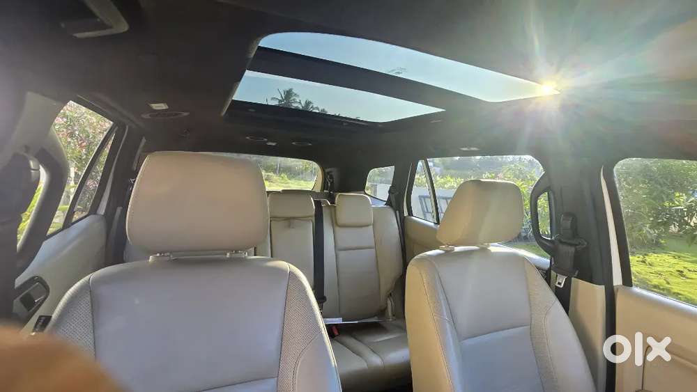 Ford Endeavour 3.2 Titanium