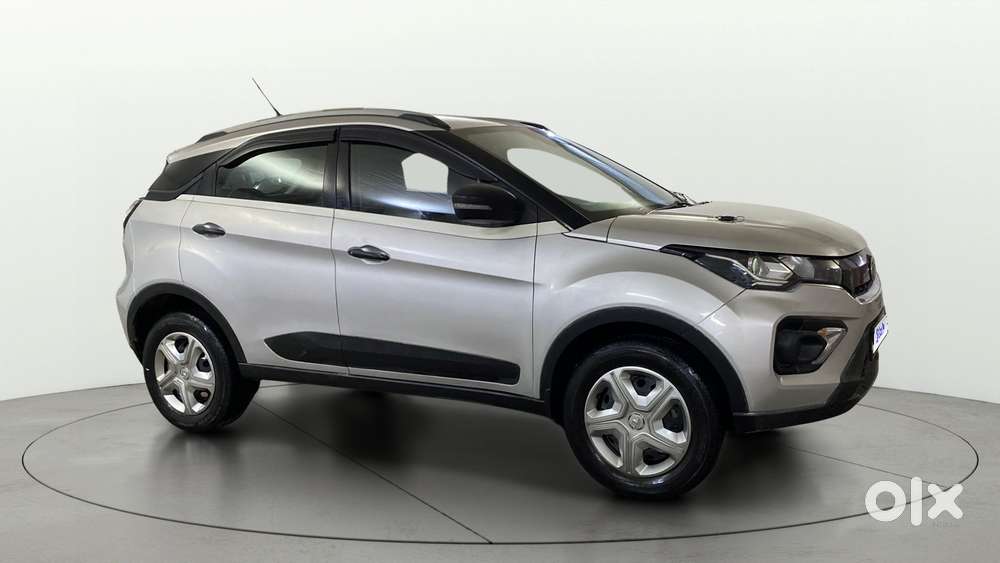 Tata Nexon 1.5 Revotorq Xma Amt (s), 2021, Petrol