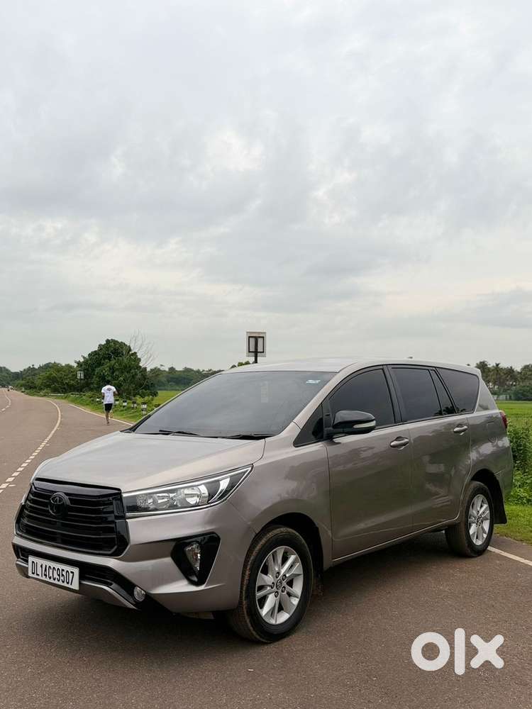 Toyota Innova Crysta Diesel Automatic 2.8g For Sale