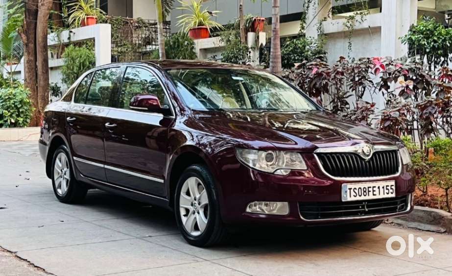 Skoda Superb, 2012, Petrol