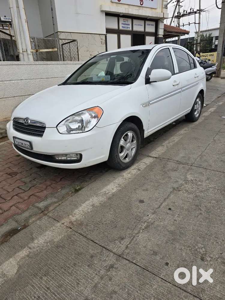 Hyundai Verna 1.6 Crdi 2010