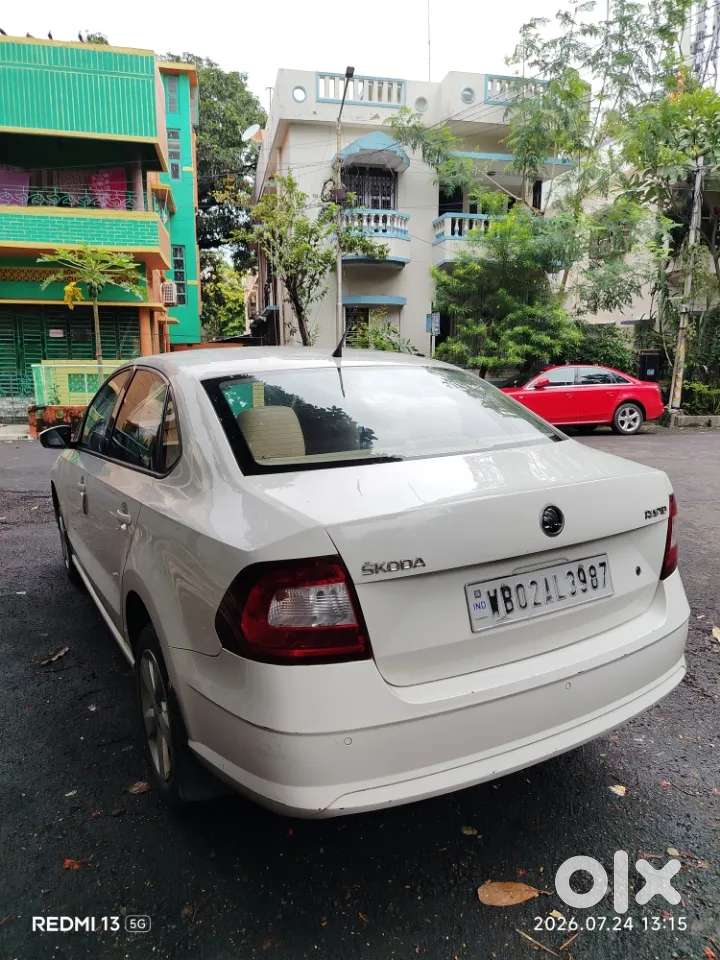 Skoda Rapid 1.6 Mpi Ambition Plus, 2017, Petrol