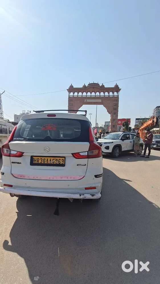 Maruti Suzuki Ertiga Zxi At 2019