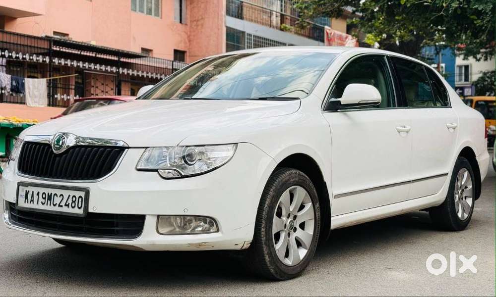 Skoda Superb Elegance 1.8 Tsi Mt, 2012, Petrol
