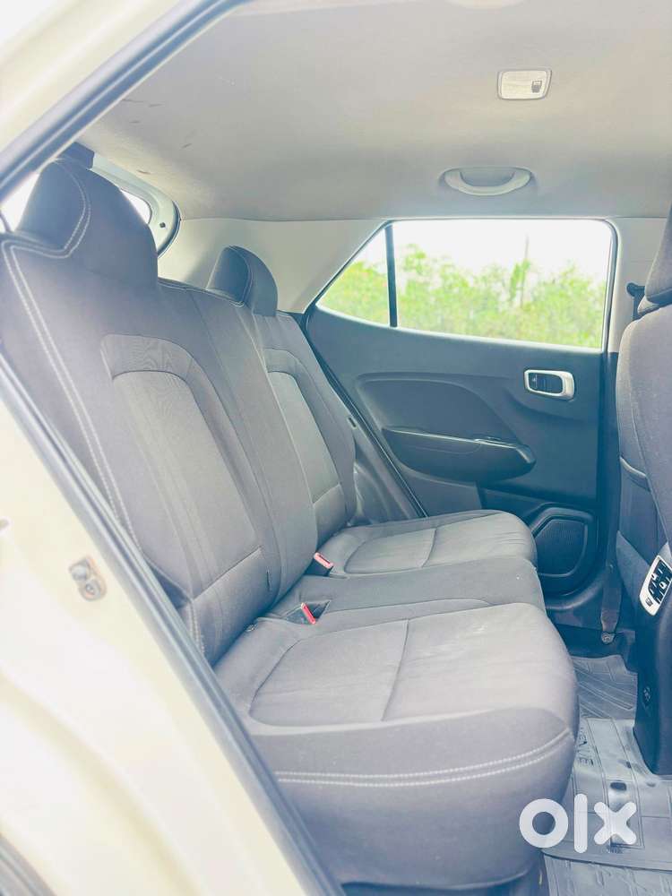 Hyundai Venue S Turbo, 2019, Petrol
