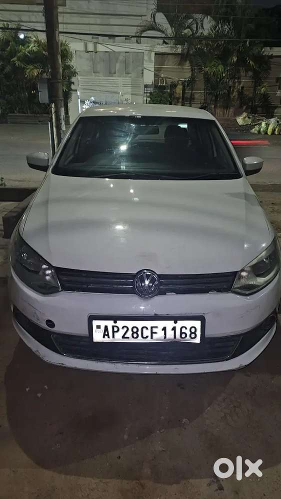 Volkswagen Vento Petrol Highline 2011 Model Year