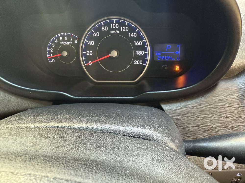 Hyundai I10 2007-2010 Sportz 1.2 At, 2011, Petrol