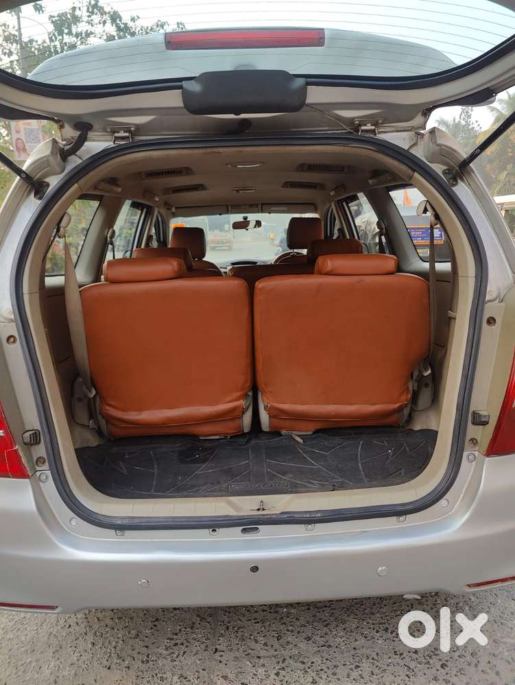 Toyota Innova 2.5 G (diesel) 8 Seater, 2014, Diesel