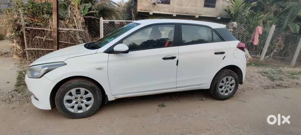 Hyundai Elite I20 2015 Petrol 82000 Km Driven