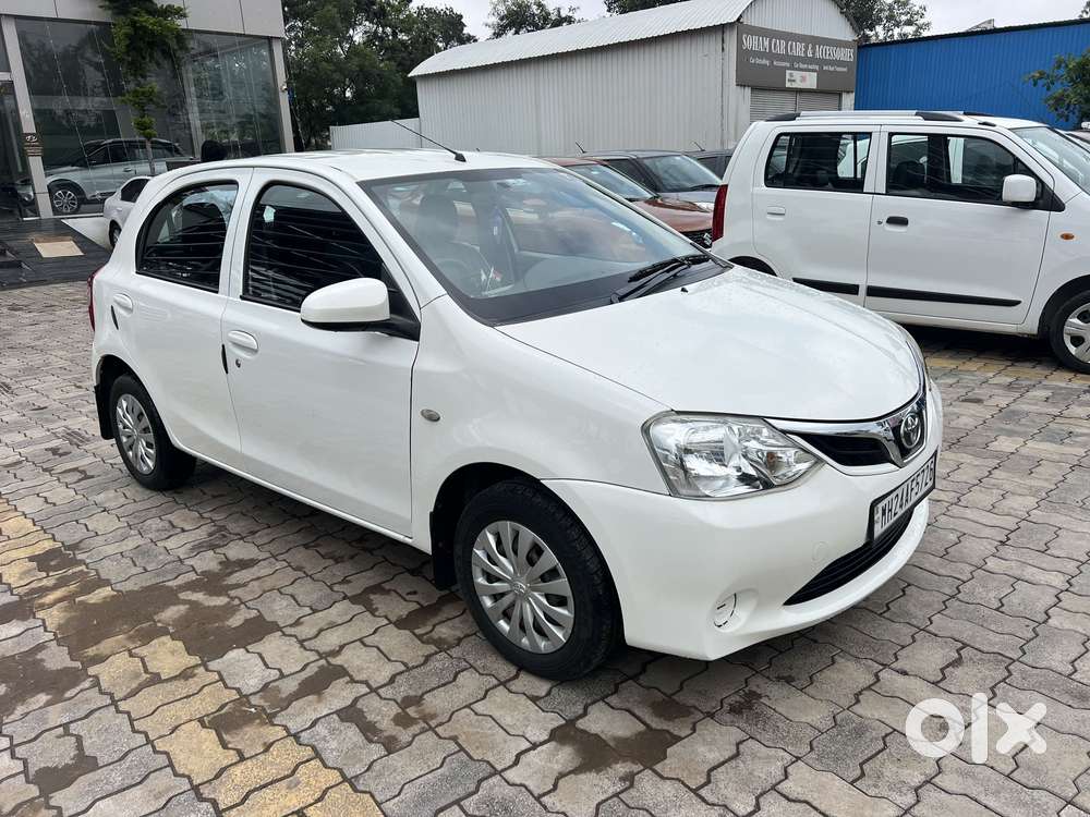 Toyota Etios Liva 1.2 G, 2016, Petrol