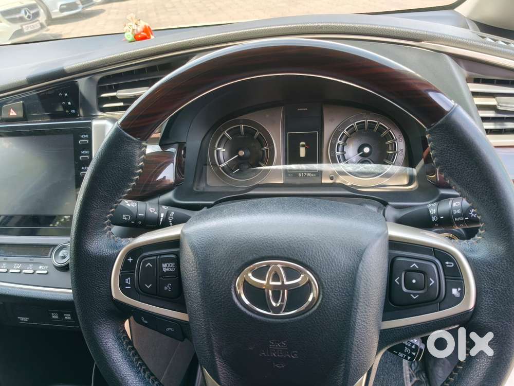 Toyota Innova Crysta 2.4 V, 2024, Diesel