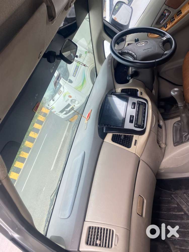 Toyota Innova Diesel 2011