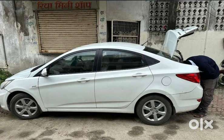 Hyundai Verna 2012 Petrol Manual