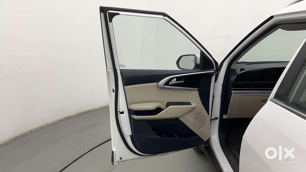 Kia Carens 1.5 Luxury Plus Diesel At 7 Str, 2022, Diesel