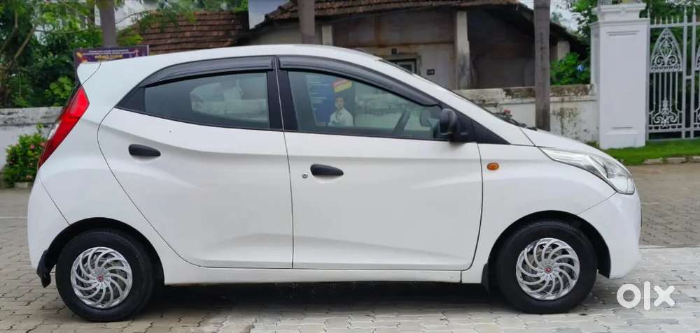 2016 Eon Era+ Petrol Manual