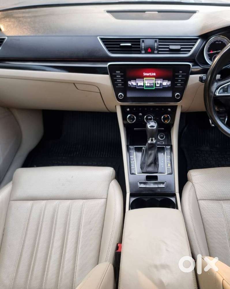 Skoda Superb 2.0 Tsi At L&k, 2018, Petrol