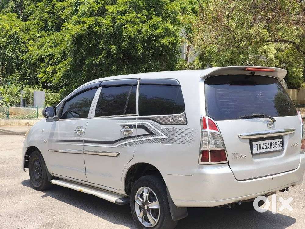 Toyota Innova 2.5 G (diesel) 8 Seater, 2005, Diesel