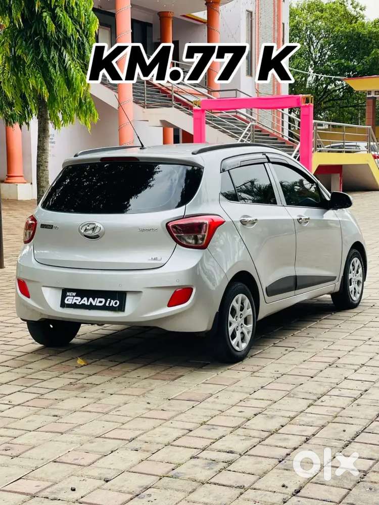 Hyundai Grand I10 2017 Petrol 79216 Km Driven