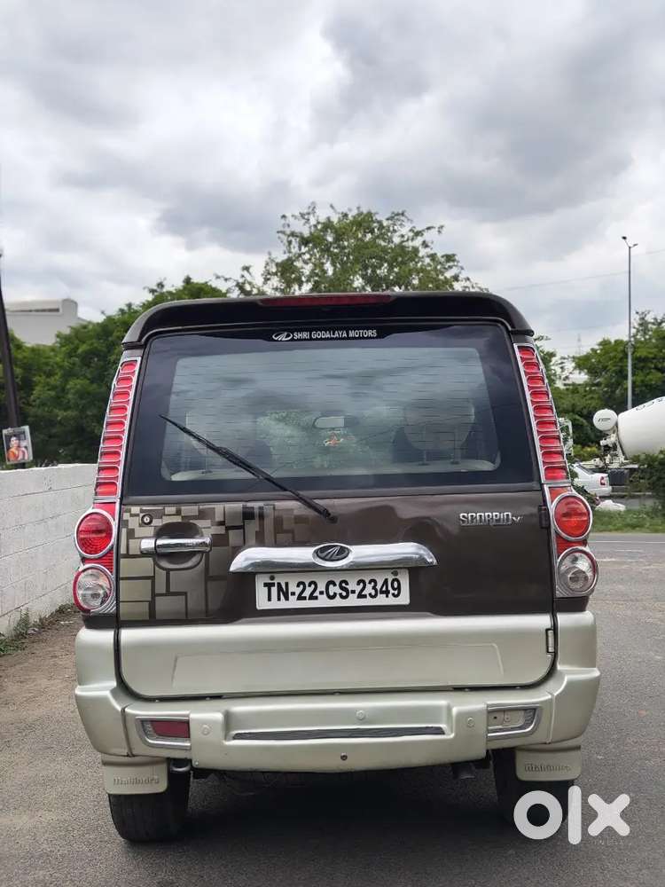 Mahindra Scorpio Classic 2009 Diesel 105000 Km Driven